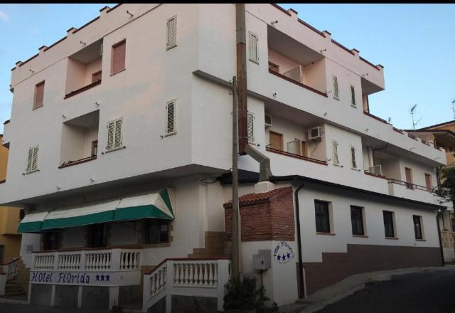 Albergo Florida Capo Rizzuto Buitenkant foto