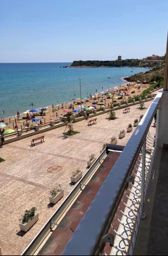 Albergo Florida Capo Rizzuto Buitenkant foto